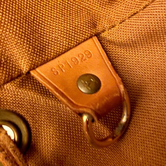 Authentic Louis Vuitton Montsouris MM Backpack. - Picture 4 of 8